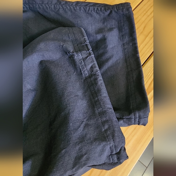 MEC Light active Pants size 36x32 - Picture 12 of 12
